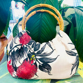 ijustlovethatfabric Knitting & Crochet Bag- Bees in the Bottlebrush